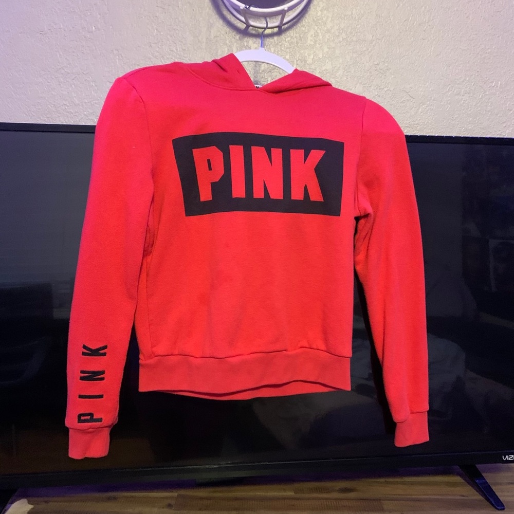 Cropped hoodie